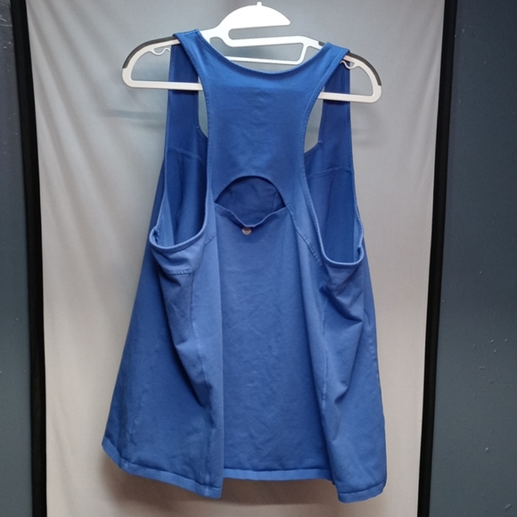 Light purple active tank - Picture 3 of 3